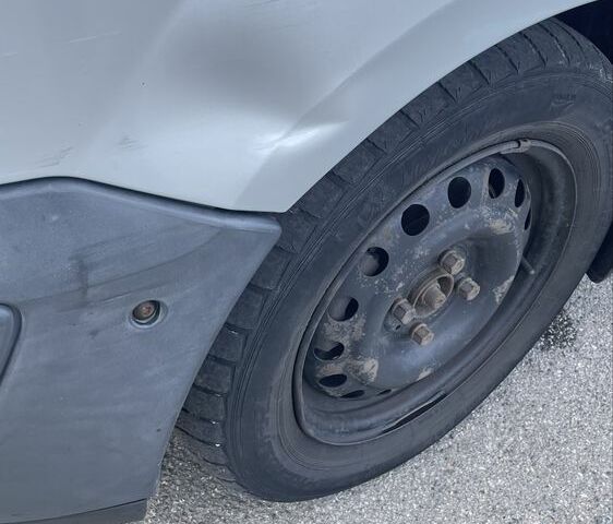 Сірий Рено Кєнгу, об'ємом двигуна 1.4 л та пробігом 250 тис. км за 5000 $, фото 12 на Automoto.ua