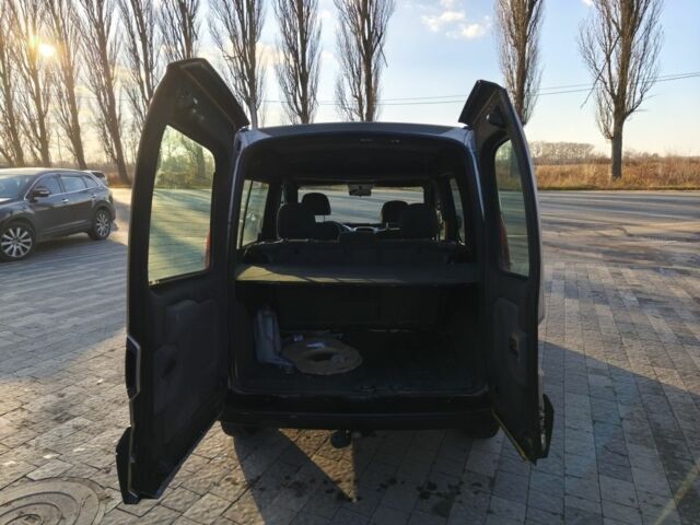 Серый Рено Кенгу, объемом двигателя 1.5 л и пробегом 260 тыс. км за 3900 $, фото 10 на Automoto.ua