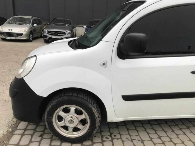 Серый Рено Кенгу, объемом двигателя 1.6 л и пробегом 441 тыс. км за 5990 $, фото 10 на Automoto.ua