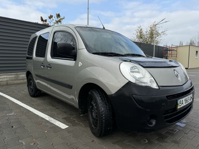 Серый Рено Кенгу, объемом двигателя 1.5 л и пробегом 220 тыс. км за 5999 $, фото 14 на Automoto.ua