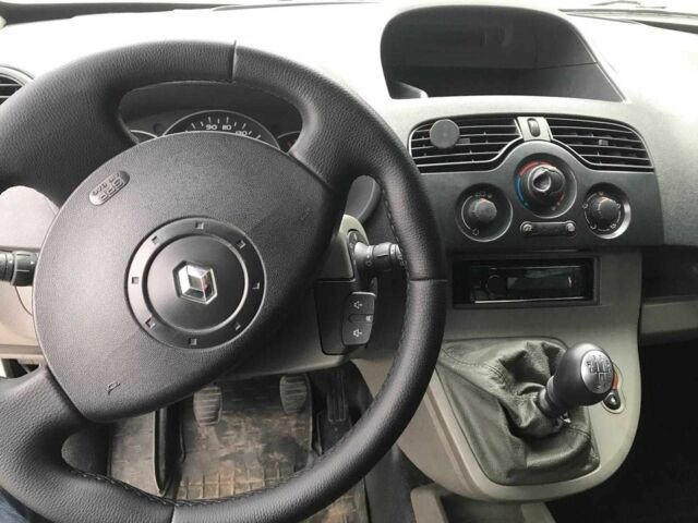 Серый Рено Кенгу, объемом двигателя 1.6 л и пробегом 441 тыс. км за 5990 $, фото 12 на Automoto.ua