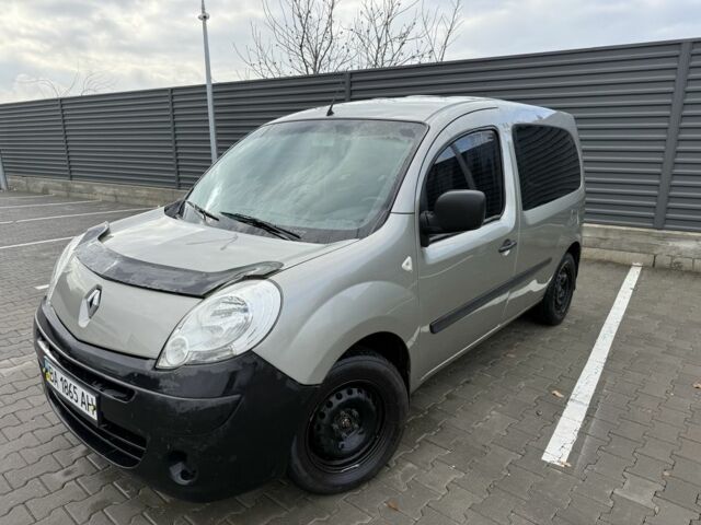 Серый Рено Кенгу, объемом двигателя 1.5 л и пробегом 220 тыс. км за 5999 $, фото 8 на Automoto.ua