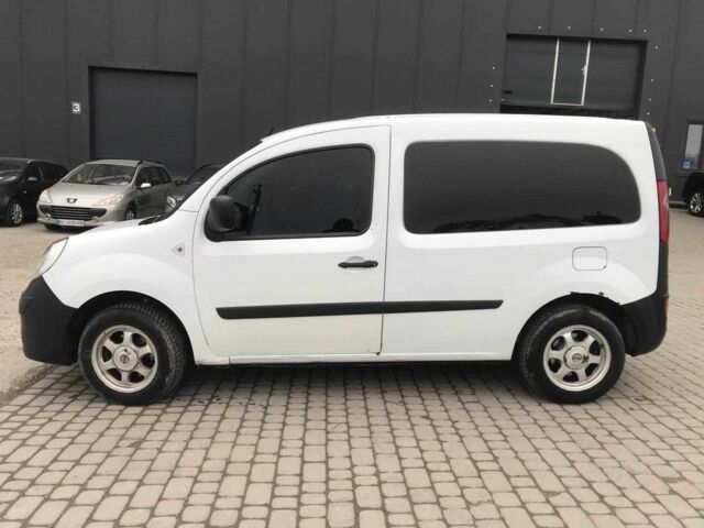 Серый Рено Кенгу, объемом двигателя 1.6 л и пробегом 441 тыс. км за 5990 $, фото 11 на Automoto.ua