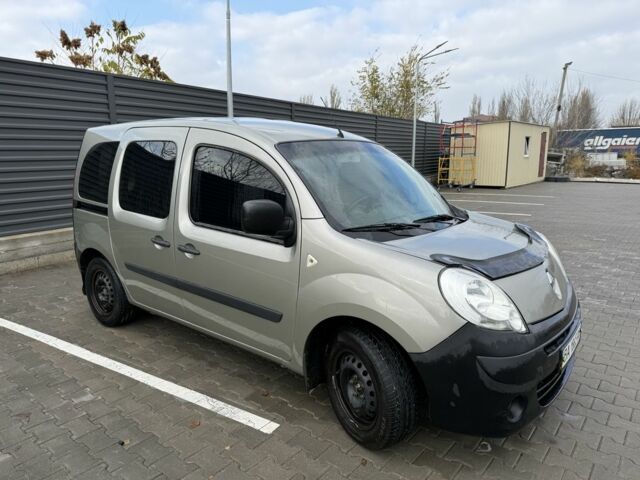 Серый Рено Кенгу, объемом двигателя 1.5 л и пробегом 220 тыс. км за 5999 $, фото 2 на Automoto.ua