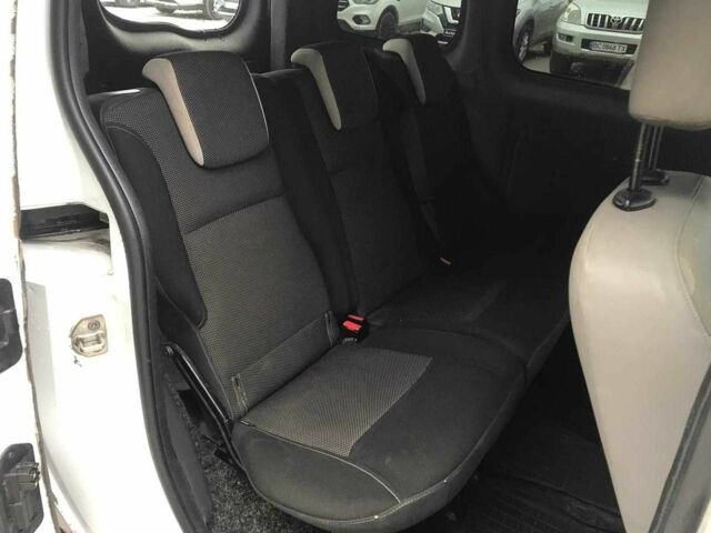 Серый Рено Кенгу, объемом двигателя 1.6 л и пробегом 441 тыс. км за 5990 $, фото 15 на Automoto.ua