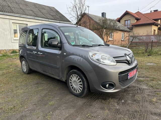 Серый Рено Кенгу, объемом двигателя 1.5 л и пробегом 214 тыс. км за 9900 $, фото 6 на Automoto.ua