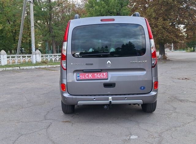 Сірий Рено Кєнгу, об'ємом двигуна 0 л та пробігом 154 тис. км за 12500 $, фото 6 на Automoto.ua
