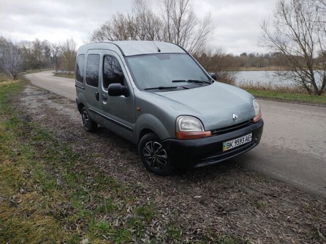 Серый Рено Кенгу, объемом двигателя 0 л и пробегом 350 тыс. км за 2000 $, фото 2 на Automoto.ua