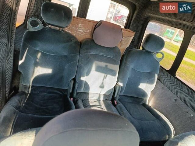 Серый Рено Кенгу, объемом двигателя 1.9 л и пробегом 300 тыс. км за 2500 $, фото 16 на Automoto.ua