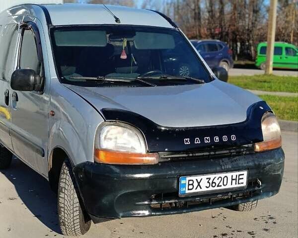 Серый Рено Кенгу, объемом двигателя 1.9 л и пробегом 300 тыс. км за 2500 $, фото 3 на Automoto.ua
