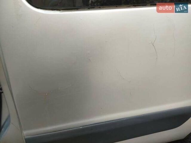 Сірий Рено Кєнгу, об'ємом двигуна 1.9 л та пробігом 500 тис. км за 2200 $, фото 4 на Automoto.ua