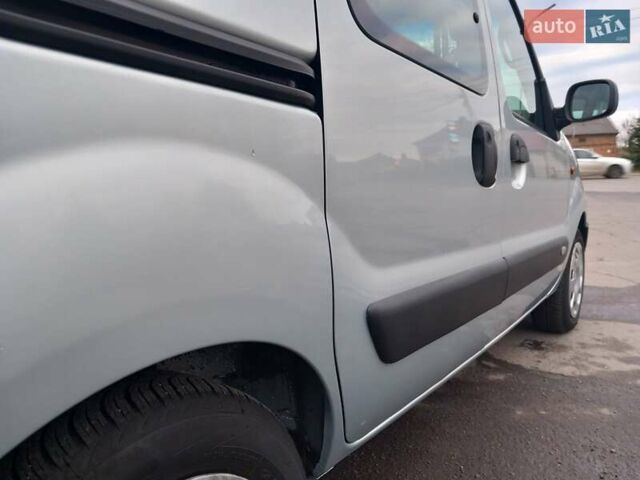 Серый Рено Кенгу, объемом двигателя 1.2 л и пробегом 207 тыс. км за 4700 $, фото 88 на Automoto.ua