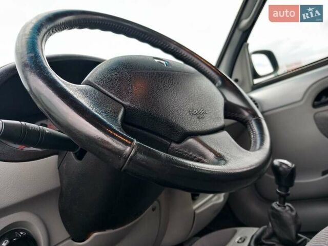 Серый Рено Кенгу, объемом двигателя 1.2 л и пробегом 207 тыс. км за 4700 $, фото 34 на Automoto.ua