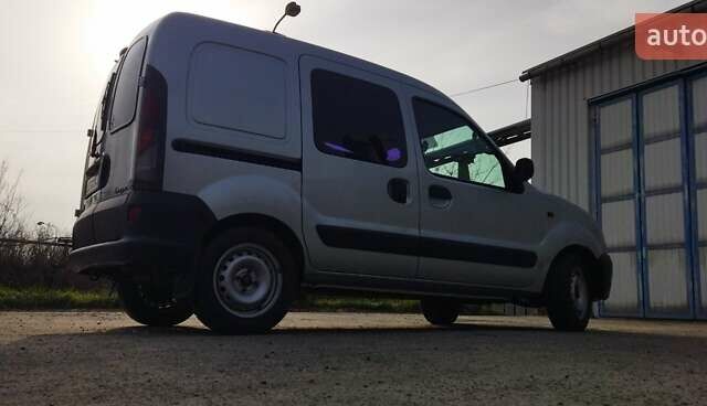 Серый Рено Кенгу, объемом двигателя 1.15 л и пробегом 197 тыс. км за 3000 $, фото 14 на Automoto.ua