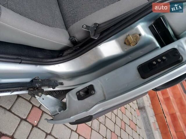 Серый Рено Кенгу, объемом двигателя 1.2 л и пробегом 207 тыс. км за 4700 $, фото 287 на Automoto.ua