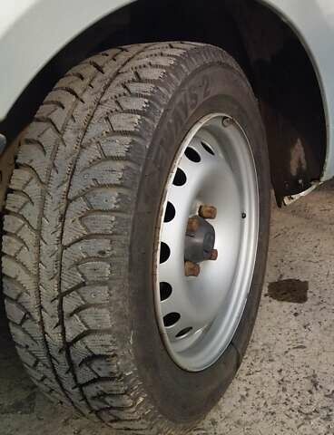 Серый Рено Кенгу, объемом двигателя 1.15 л и пробегом 197 тыс. км за 3000 $, фото 5 на Automoto.ua