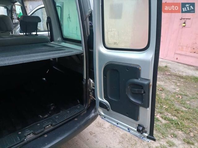 Серый Рено Кенгу, объемом двигателя 1.5 л и пробегом 246 тыс. км за 3350 $, фото 35 на Automoto.ua