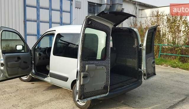 Серый Рено Кенгу, объемом двигателя 1.15 л и пробегом 197 тыс. км за 3000 $, фото 9 на Automoto.ua