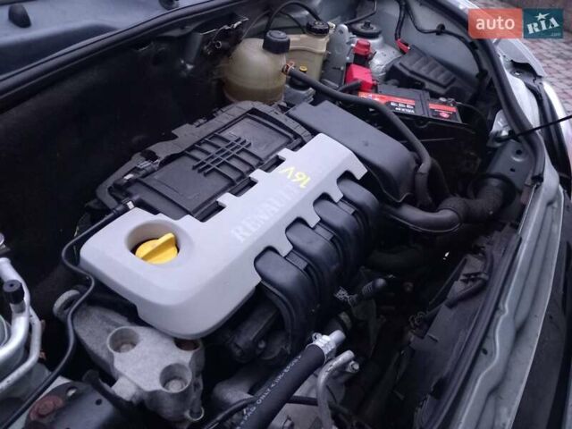 Серый Рено Кенгу, объемом двигателя 1.2 л и пробегом 207 тыс. км за 4700 $, фото 60 на Automoto.ua