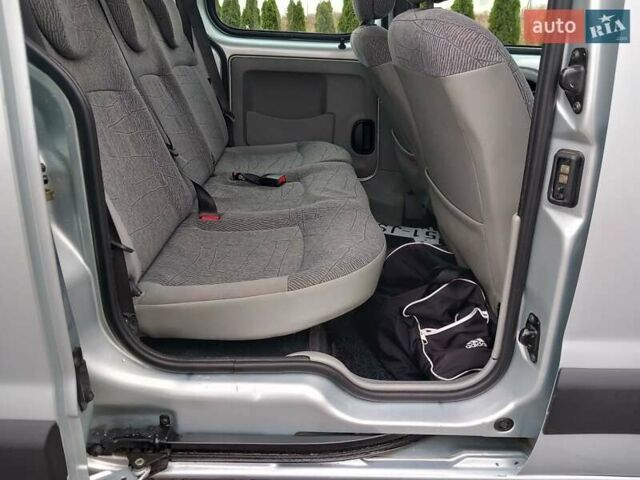 Серый Рено Кенгу, объемом двигателя 1.2 л и пробегом 207 тыс. км за 4700 $, фото 14 на Automoto.ua