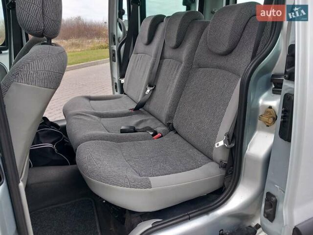 Серый Рено Кенгу, объемом двигателя 1.2 л и пробегом 207 тыс. км за 4700 $, фото 28 на Automoto.ua