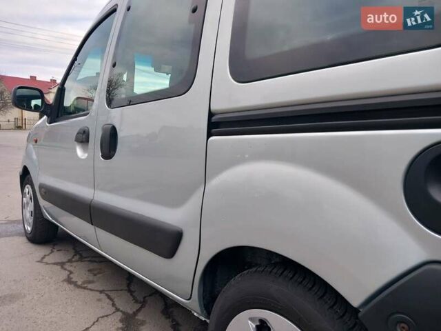 Серый Рено Кенгу, объемом двигателя 1.2 л и пробегом 207 тыс. км за 4700 $, фото 87 на Automoto.ua