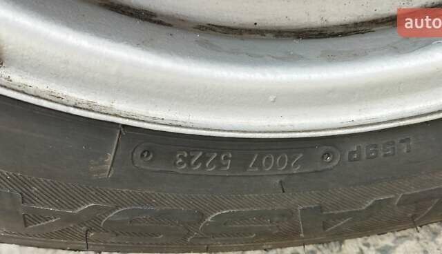 Серый Рено Кенгу, объемом двигателя 1.15 л и пробегом 197 тыс. км за 3000 $, фото 4 на Automoto.ua