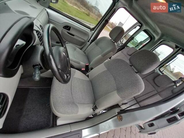 Серый Рено Кенгу, объемом двигателя 1.2 л и пробегом 207 тыс. км за 4700 $, фото 41 на Automoto.ua