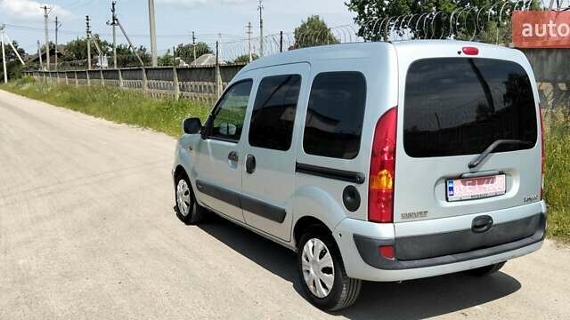 Серый Рено Кенгу, объемом двигателя 1.6 л и пробегом 191 тыс. км за 5200 $, фото 3 на Automoto.ua