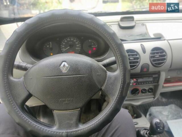 Рено Кенгу 2003 в Киеве на Automoto.ua Серый Рено Кенгу, объемом двигателя 1.9 л и пробегом 313 тыс. км за 4100 $, фото 19 на Automoto.ua