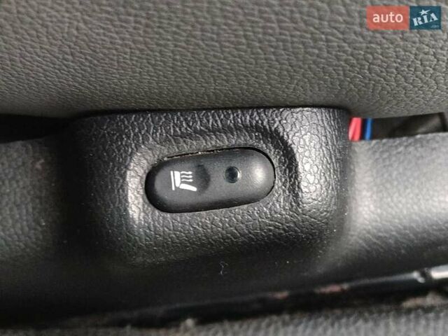 Серый Рено Кенгу, объемом двигателя 1.6 л и пробегом 191 тыс. км за 5200 $, фото 14 на Automoto.ua