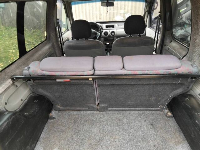 Сірий Рено Кєнгу, об'ємом двигуна 0 л та пробігом 360 тис. км за 2850 $, фото 1 на Automoto.ua