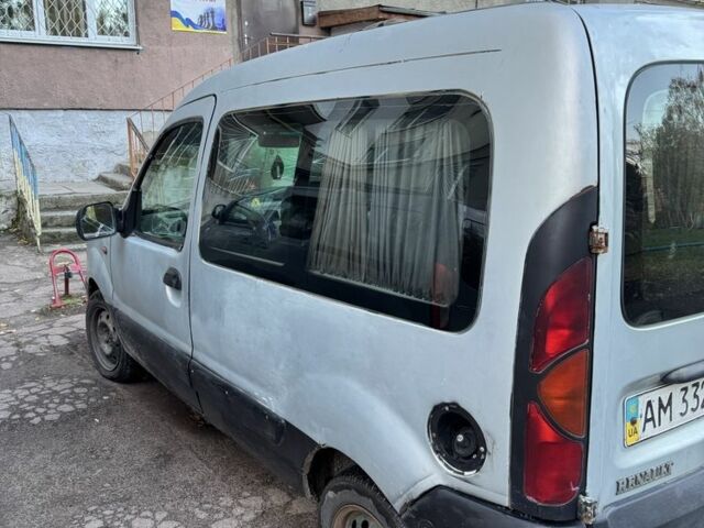 Серый Рено Кенгу, объемом двигателя 1.9 л и пробегом 200 тыс. км за 2200 $, фото 3 на Automoto.ua