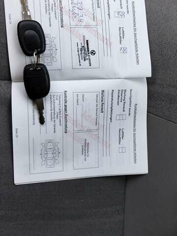 Серый Рено Кенгу, объемом двигателя 1.6 л и пробегом 191 тыс. км за 5200 $, фото 12 на Automoto.ua