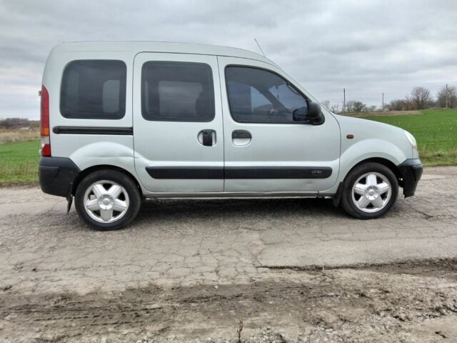 Сірий Рено Кєнгу, об'ємом двигуна 0 л та пробігом 360 тис. км за 2850 $, фото 7 на Automoto.ua