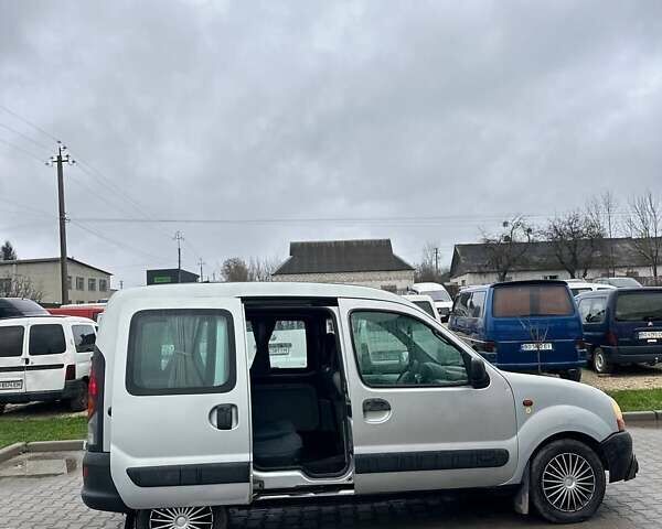 Серый Рено Кенгу, объемом двигателя 1.9 л и пробегом 220 тыс. км за 2950 $, фото 1 на Automoto.ua