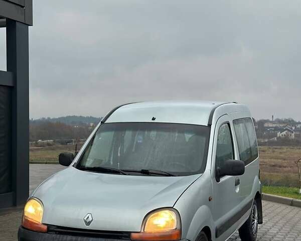 Серый Рено Кенгу, объемом двигателя 1.9 л и пробегом 220 тыс. км за 2950 $, фото 2 на Automoto.ua