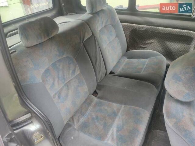 Рено Кенгу 2003 в Киеве на Automoto.ua Серый Рено Кенгу, объемом двигателя 1.9 л и пробегом 313 тыс. км за 4100 $, фото 7 на Automoto.ua