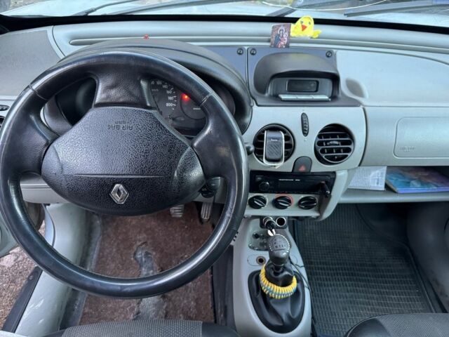 Серый Рено Кенгу, объемом двигателя 1.9 л и пробегом 200 тыс. км за 2200 $, фото 5 на Automoto.ua