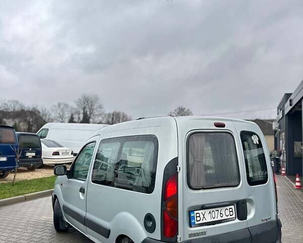 Серый Рено Кенгу, объемом двигателя 1.9 л и пробегом 220 тыс. км за 2950 $, фото 3 на Automoto.ua