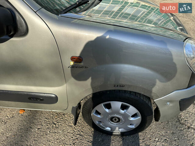 Сірий Рено Кєнгу, об'ємом двигуна 1.46 л та пробігом 384 тис. км за 3850 $, фото 34 на Automoto.ua