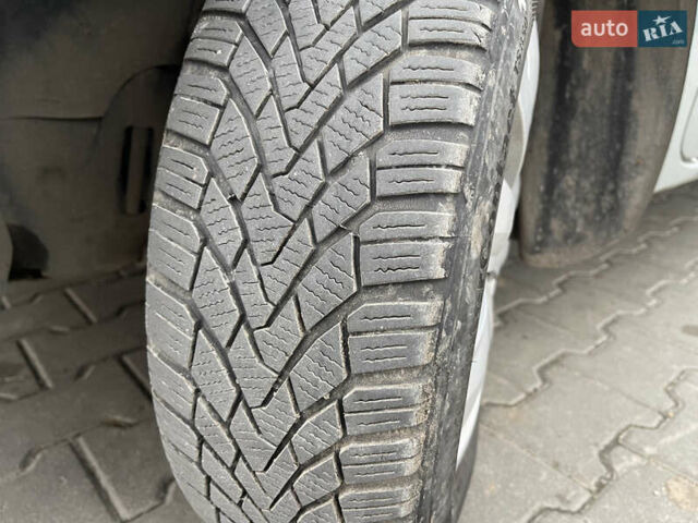 Серый Рено Кенгу, объемом двигателя 1.5 л и пробегом 470 тыс. км за 3200 $, фото 14 на Automoto.ua