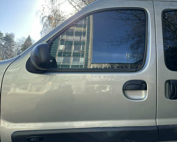 Сірий Рено Кєнгу, об'ємом двигуна 1.46 л та пробігом 384 тис. км за 3850 $, фото 23 на Automoto.ua