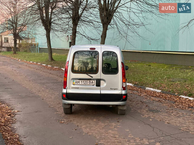 Серый Рено Кенгу, объемом двигателя 1.46 л и пробегом 289 тыс. км за 3999 $, фото 8 на Automoto.ua