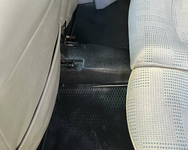 Сірий Рено Кєнгу, об'ємом двигуна 1.46 л та пробігом 384 тис. км за 3850 $, фото 61 на Automoto.ua