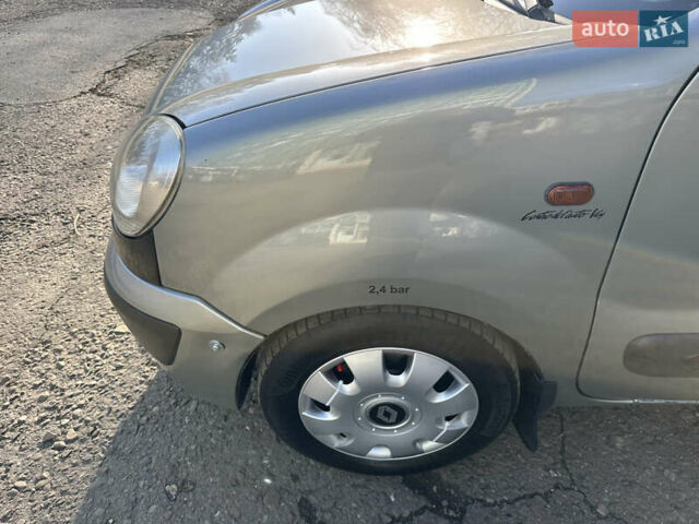 Сірий Рено Кєнгу, об'ємом двигуна 1.46 л та пробігом 384 тис. км за 3850 $, фото 21 на Automoto.ua