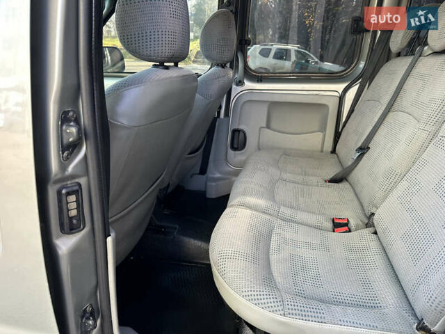 Сірий Рено Кєнгу, об'ємом двигуна 1.46 л та пробігом 384 тис. км за 3850 $, фото 57 на Automoto.ua