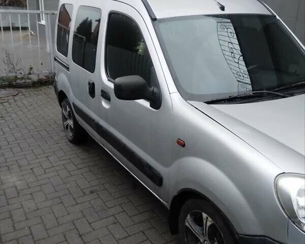 Сірий Рено Кєнгу, об'ємом двигуна 1.4 л та пробігом 296 тис. км за 4500 $, фото 2 на Automoto.ua