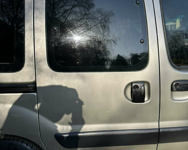 Сірий Рено Кєнгу, об'ємом двигуна 1.46 л та пробігом 384 тис. км за 3850 $, фото 32 на Automoto.ua