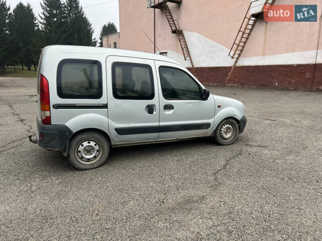 Серый Рено Кенгу, объемом двигателя 1.46 л и пробегом 250 тыс. км за 1750 $, фото 11 на Automoto.ua